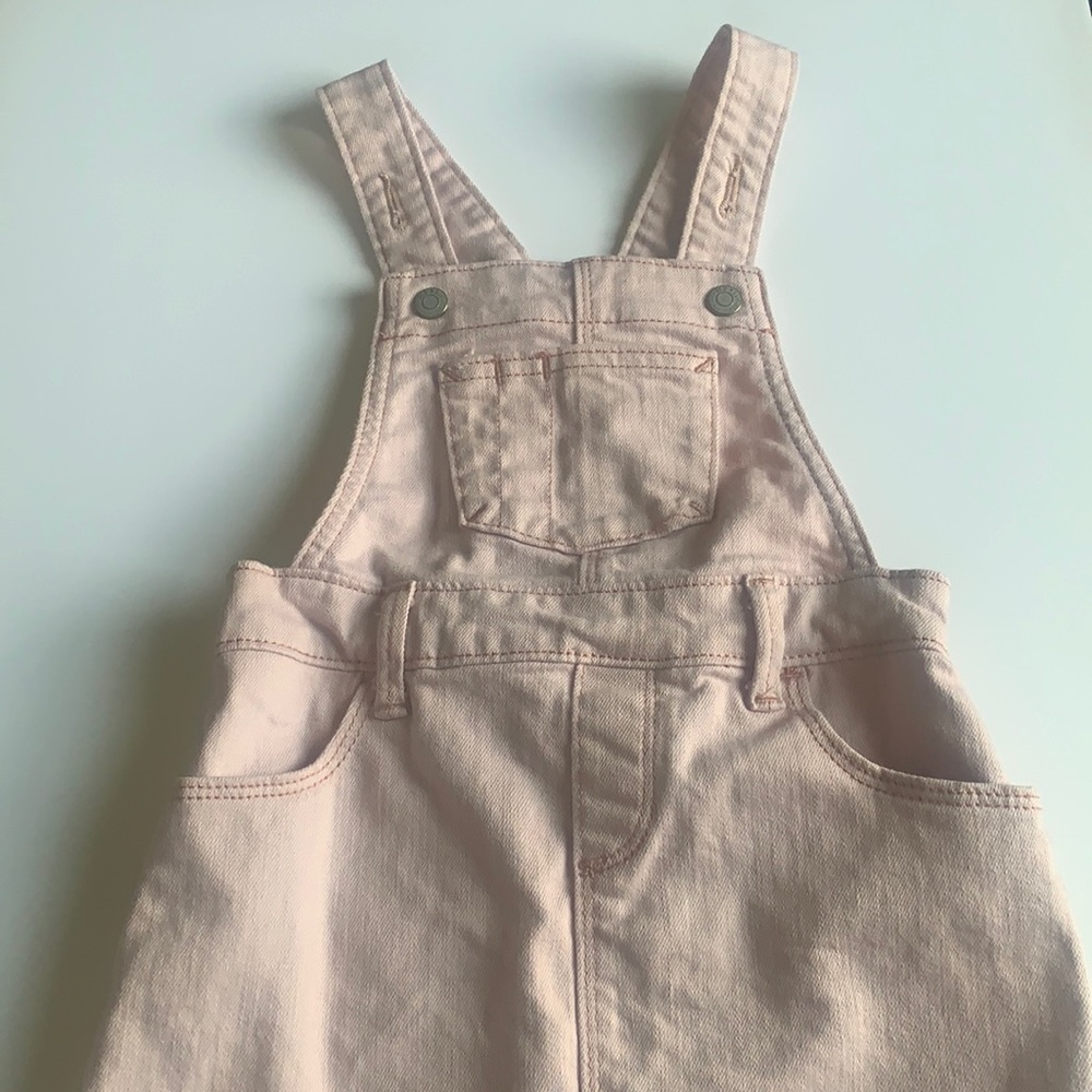Old Navy pink skirt overalls size 4T